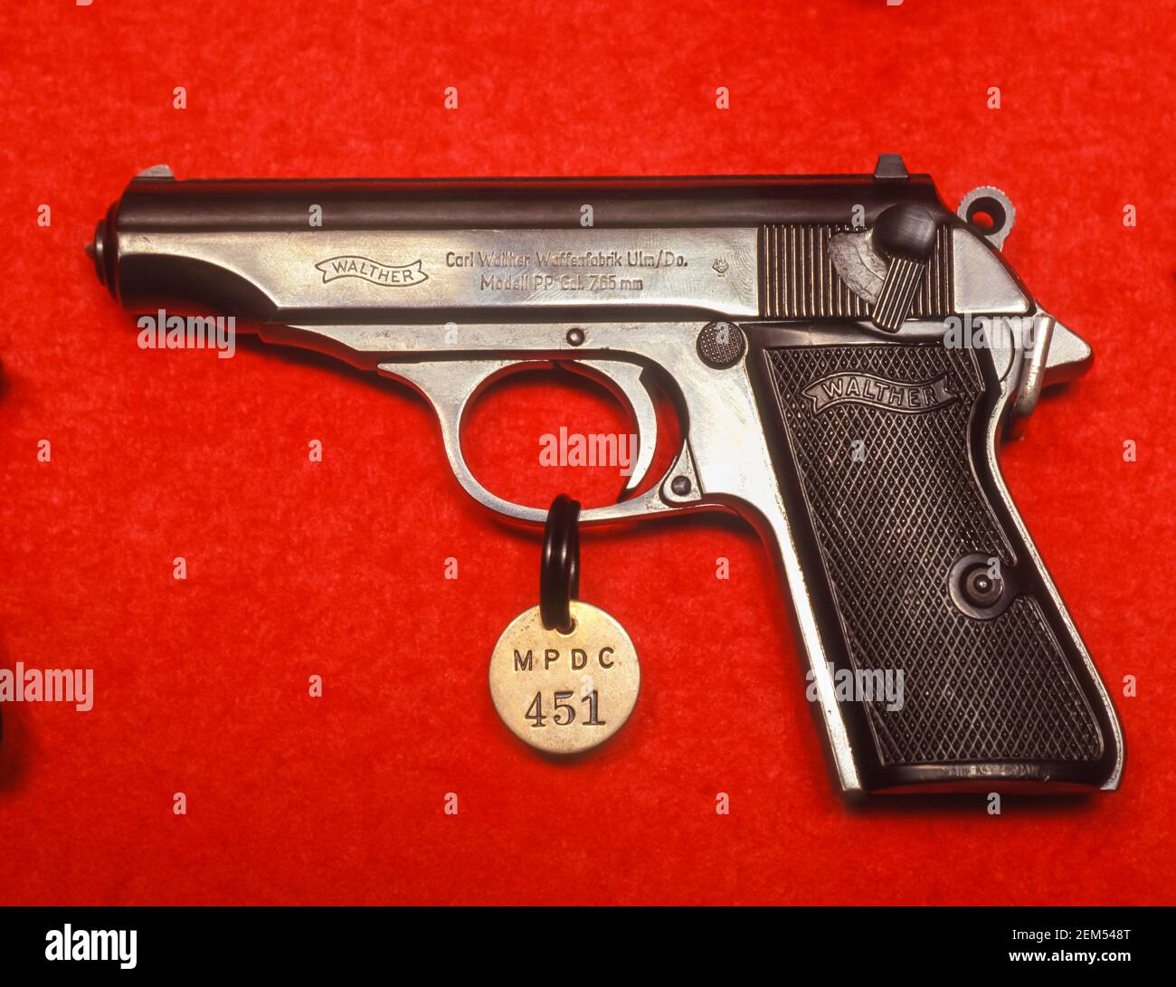 WASHINGTON, DC, USA - Ausstellung von Handfeuerwaffen, beschlagnahmt von DC's Metropolitan Police Department, MPD. Stockfoto