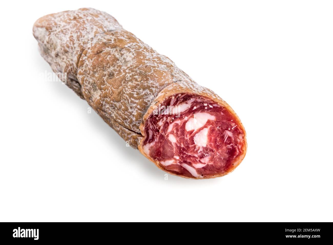 Salame Felino Italienisch, ganze Wurst Schnitt Abschnitt Ansicht isoliert auf weiß Stockfoto