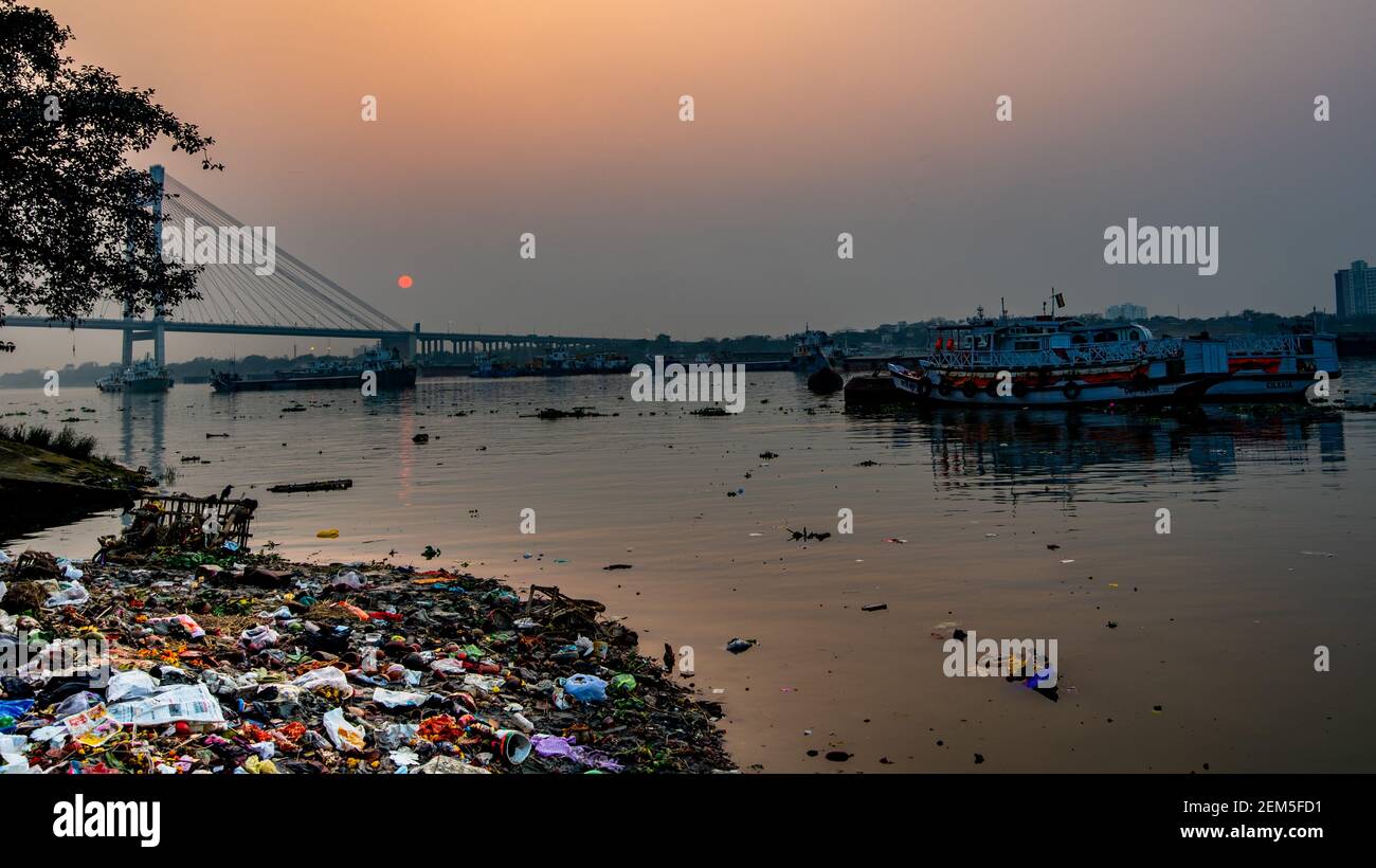 Verschmutzter Ganges Stockfoto