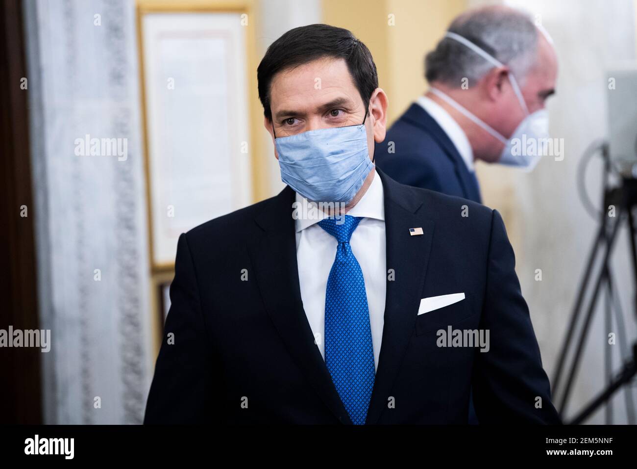 Washington, USA. Februar 2021, 24th. VEREINIGTE STAATEN - FEBRUAR 24: Der stellvertretende Vorsitzende, Senator Marco Rubio, R-Fla., nimmt am Mittwoch, den 24. Februar 2021, an der Bestätigungsverhandlung des Senate Select Intelligence Committee für William Burns, Nominee für den Direktor der Central Intelligence Agency, im Russell Senate Office Building auf dem Capitol Hill in Washington, DC Teil. Senator Bob Casey, D-Pa., ist auf der rechten Seite zu sehen. (Foto von Tom Williams/Pool/Sipa USA) Quelle: SIPA USA/Alamy Live News Stockfoto