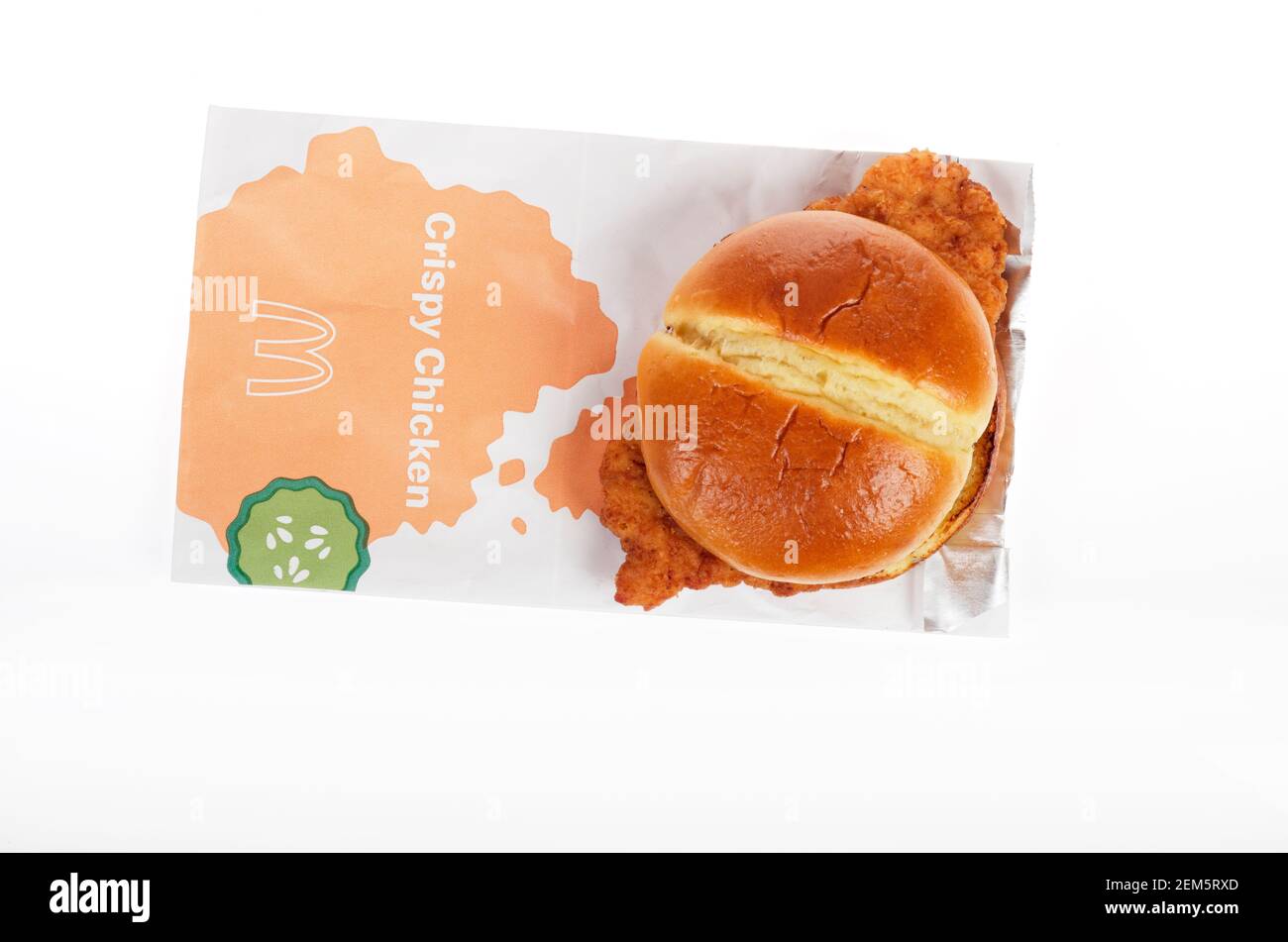 McDonalds neues Crispy Chicken Sandwich & Bag am 24th. Februar 2021 in den USA veröffentlicht Stockfoto