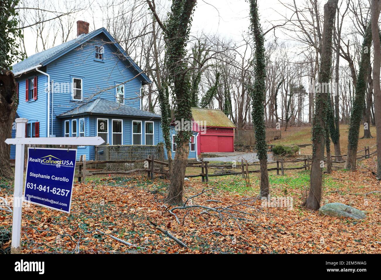 Haus zum Verkauf Setauket Long Island New York Stockfoto