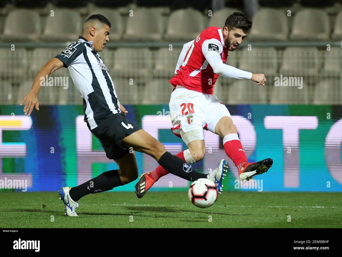 Portimão, 10/01/2019 - die Portimonense Fußball TRAURIG heute Abend im  Portimão Stadion in Portimão, Sporting Clube de Braga im Spiel des 17th.  Tages der NOS First League, Saison 2018/2019. Jadson; Paulinho; (André