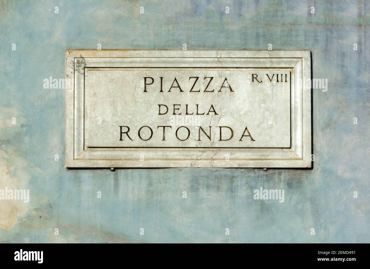 Rom, Italien - 03. Oktober 2018: Via Straßenschild an der Wand in Rom, Italien Stockfoto