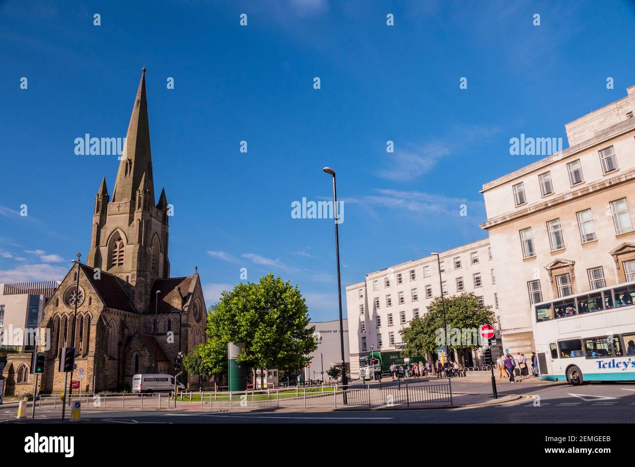 Leeds - 2017 : das Emmanuel Centre und Parkinson Building an der Universität Leeds Stockfoto