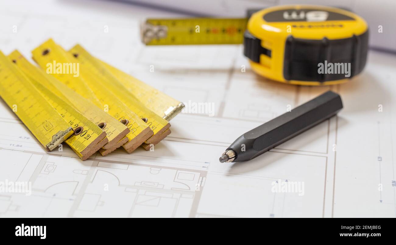 Projektentwürfe und Architekt Ingenieur Bleistift. Immobilien, Wohnprojekt-Design, Baustellenkonzept. Stockfoto