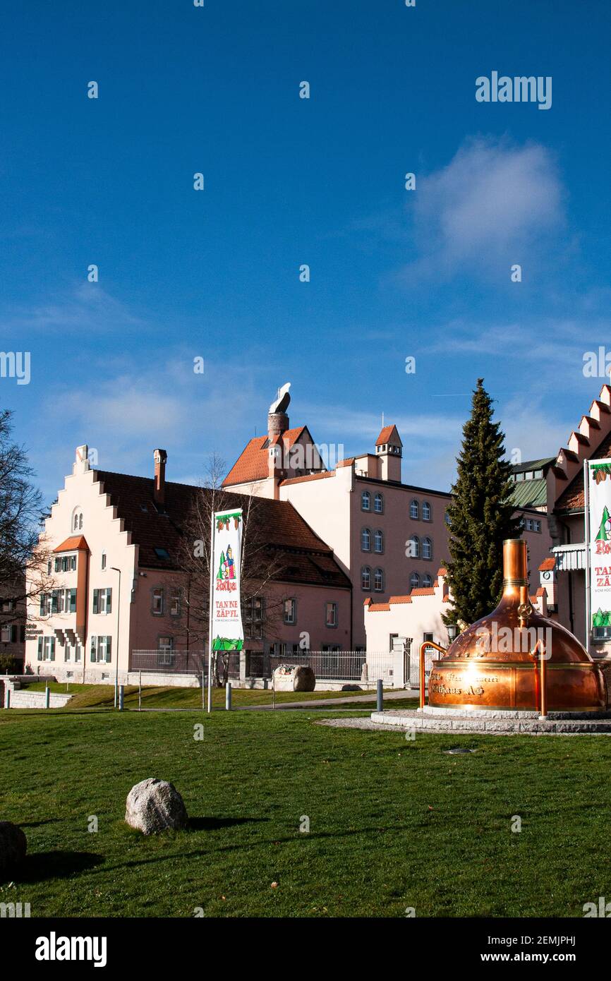 Die Stadtsbraueri Rothausbier ist eine staatliche Brauerei mit Sitz in Grafenhausen, Saarland, Deutschland. Es ist auch ein beliebtes Restaurant und Resort Stockfoto