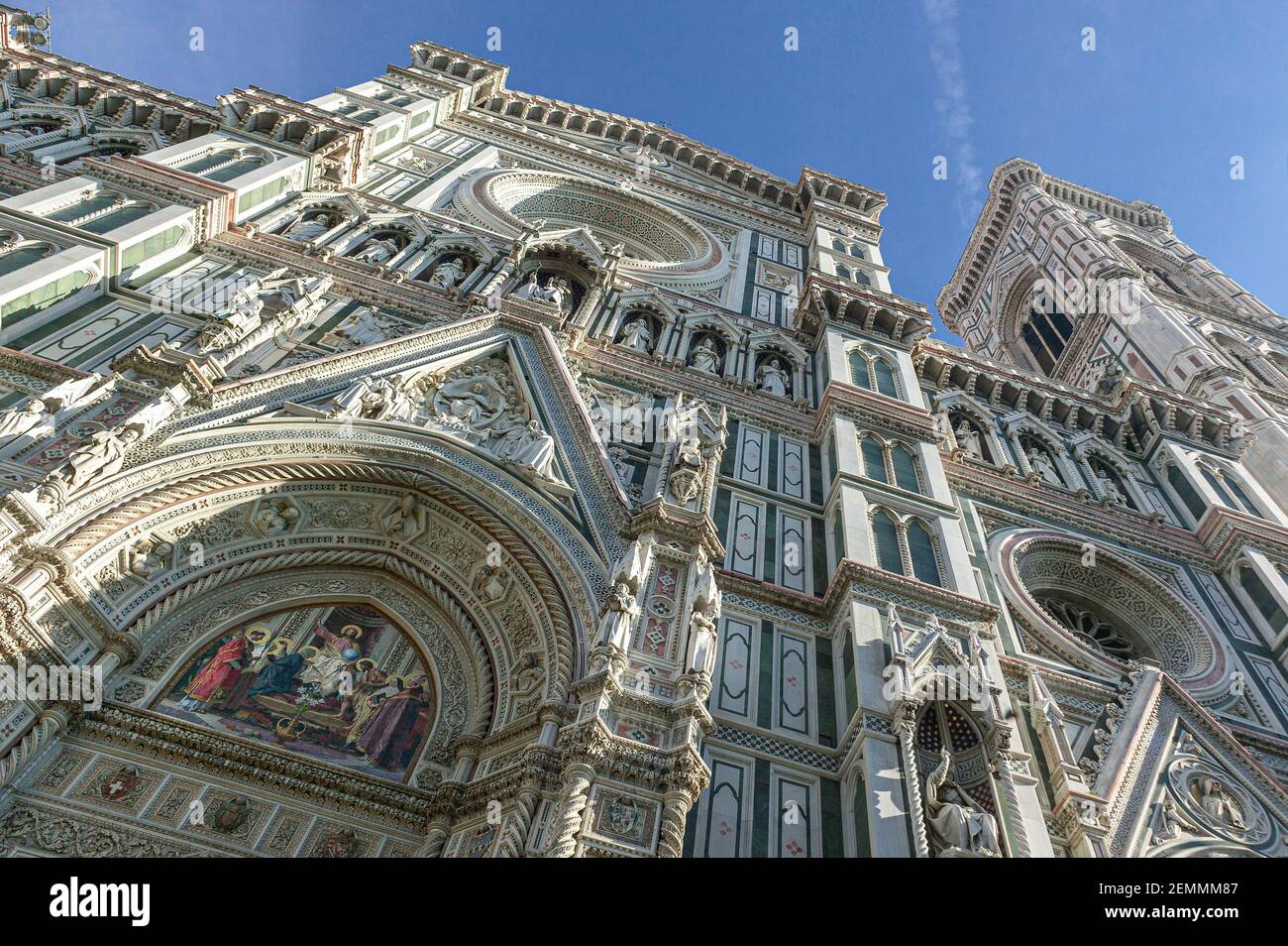 Ansicht der Fassade der Kathedrale Santa Maria in Fiore in Florenz. Florenz, Toskana, Italien, Europa Stockfoto