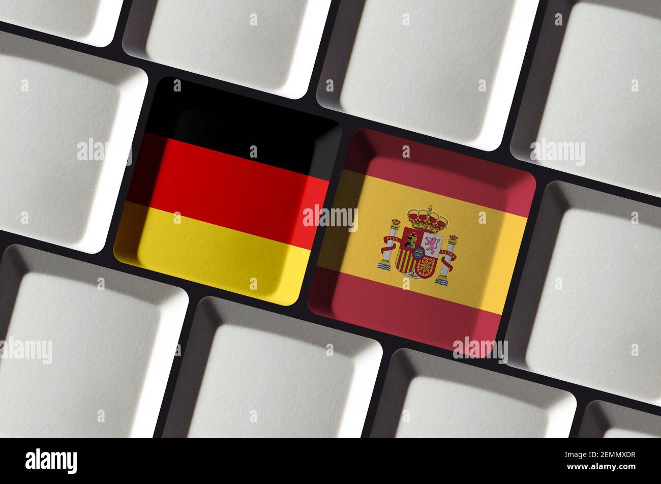 Tastatur Deutsch Deutschland Spanisch Spanien Flagge Online-Sprache lernen  Übersetzung Stockfotografie - Alamy