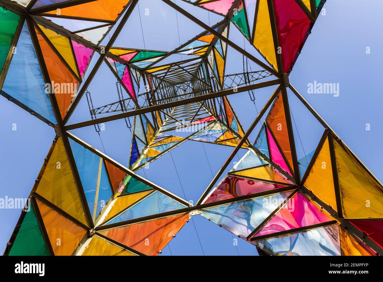 Leuchtturm, Leuchtturm, Strompylon mit bunten Plexiglasplatten