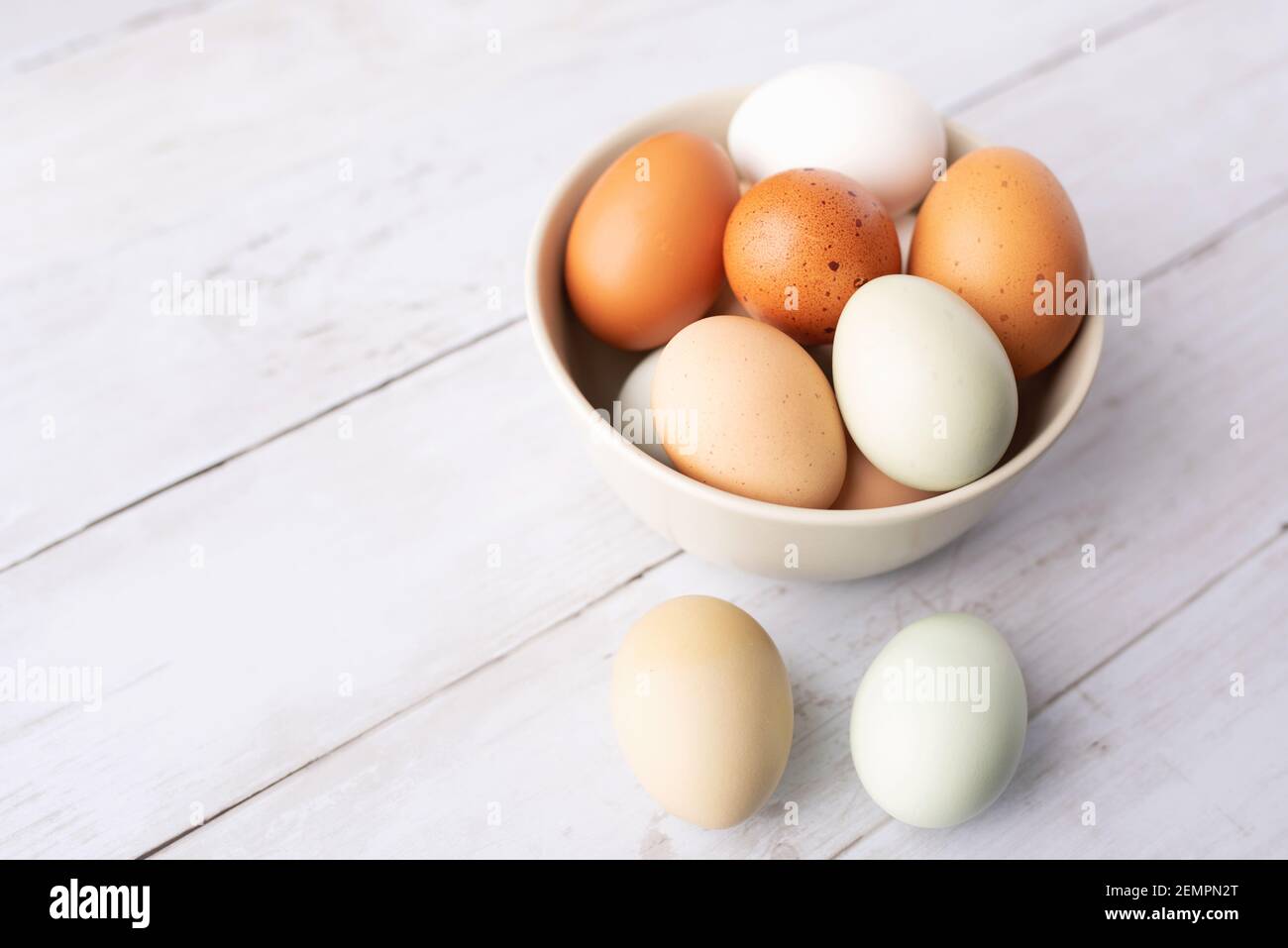 Geröstetes Gemüse mischen in einer gusseisernen Mini-Pfanne bereit Zum Servieren Stockfoto
