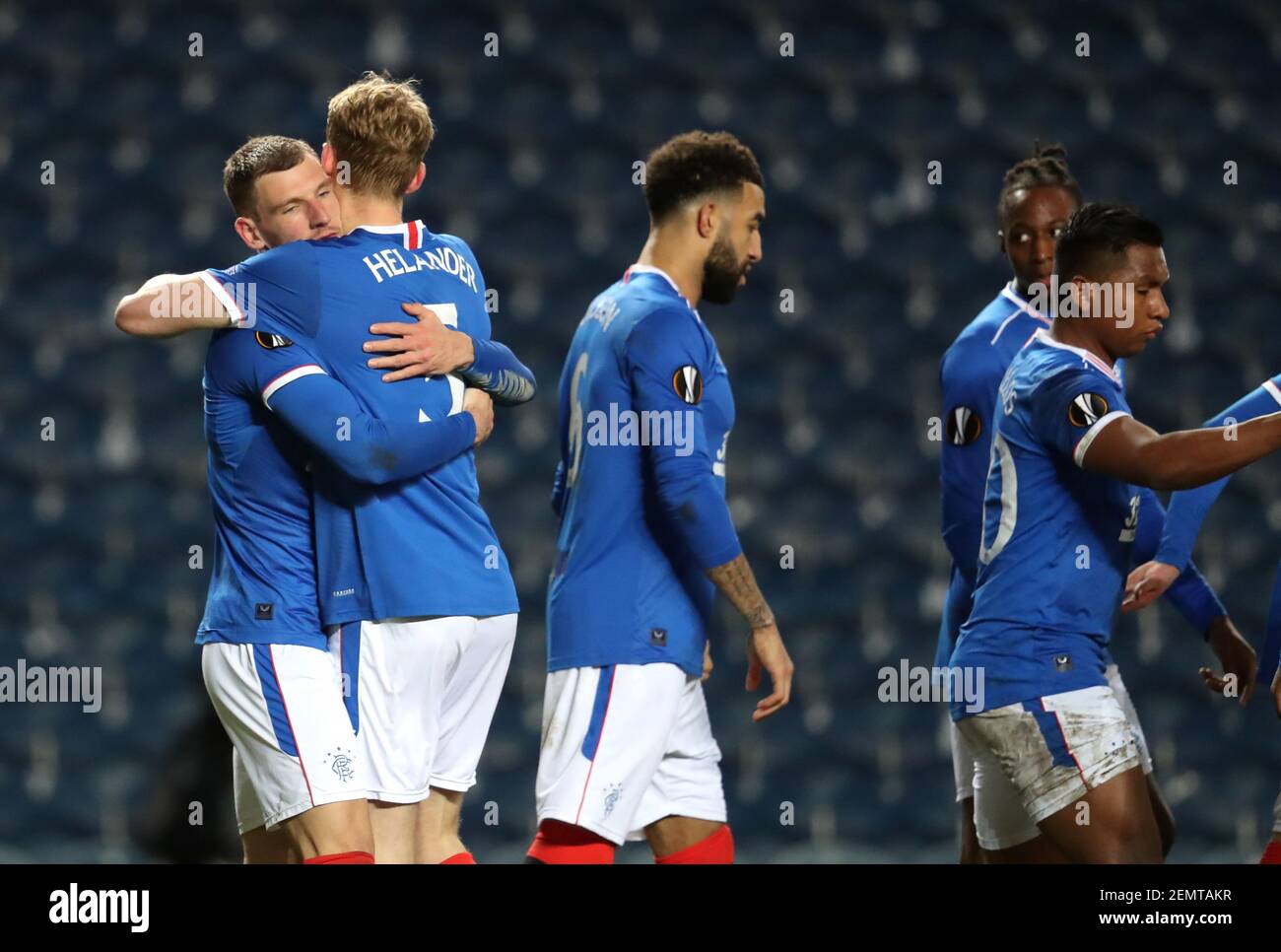Borna Barisic der Rangers feiert das vierte Tor des Spiels ihrer Mannschaft während des UEFA Europa League-Spiels im Ibrox Stadium, Glasgow. Bilddatum: Donnerstag, 25. Februar 2021. Stockfoto