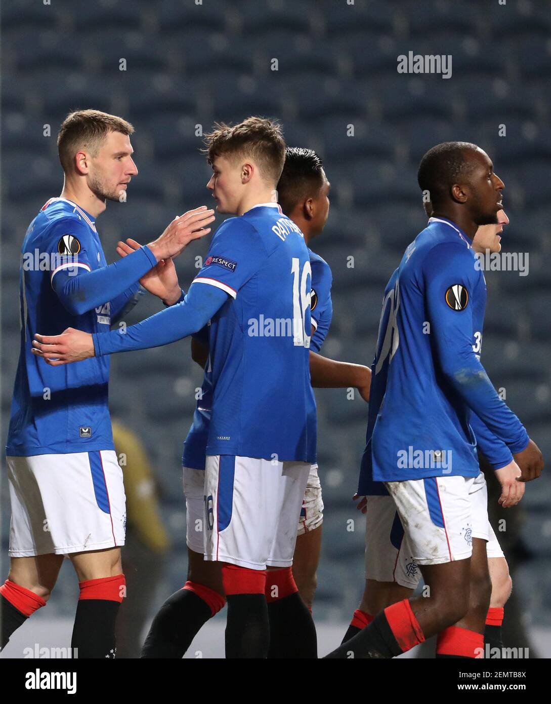 Borna Barisic der Rangers feiert das vierte Tor des Spiels ihrer Mannschaft während des UEFA Europa League-Spiels im Ibrox Stadium, Glasgow. Bilddatum: Donnerstag, 25. Februar 2021. Stockfoto