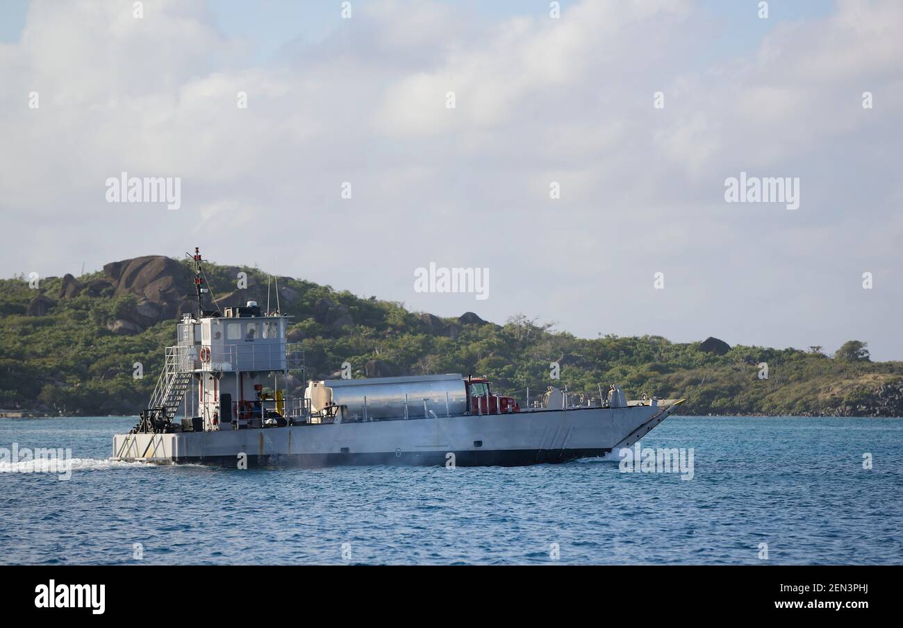 Sun Express Frachtkahn, Spanish Town, Virgin Gorda, Britische Jungferninseln Stockfoto