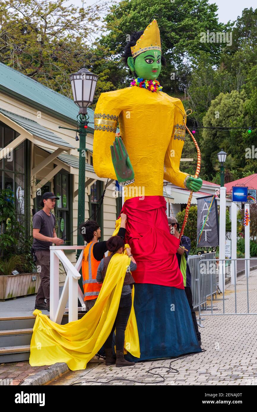 Eine riesige Statue des hinduistischen gottes Rama, die während Diwali (dem hinduistischen Fest des Lichts) errichtet wurde. Tauranga, Neuseeland Stockfoto