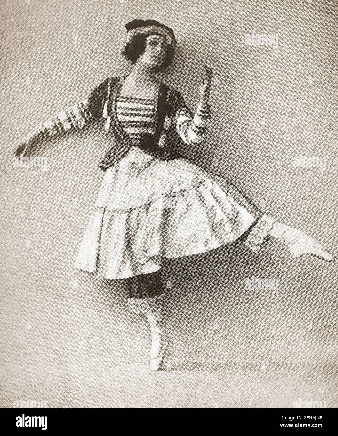 Russische Prima Ballerina Thamar Karsavina aka Tamara Platonovna Karsavina( 1885 – 1978) in 'Petrouchka' (aka Petruschka) in 'Petrouchka' (aka Petruschka) Geschrieben von Igor Strawinsky ). Sie war Hauptkünstlerin des Kaiserlichen Russischen Balletts und später der Ballets Russes. In Großbritannien half sie bei der Gründung des Royal Ballet und war Gründungsmitglied der Royal Academy of Dance. Ihr zweiter Ehemann war der britische Diplomat Henry James Bruce (1880–1951), der Vater ihres Sohnes Nikita Stockfoto
