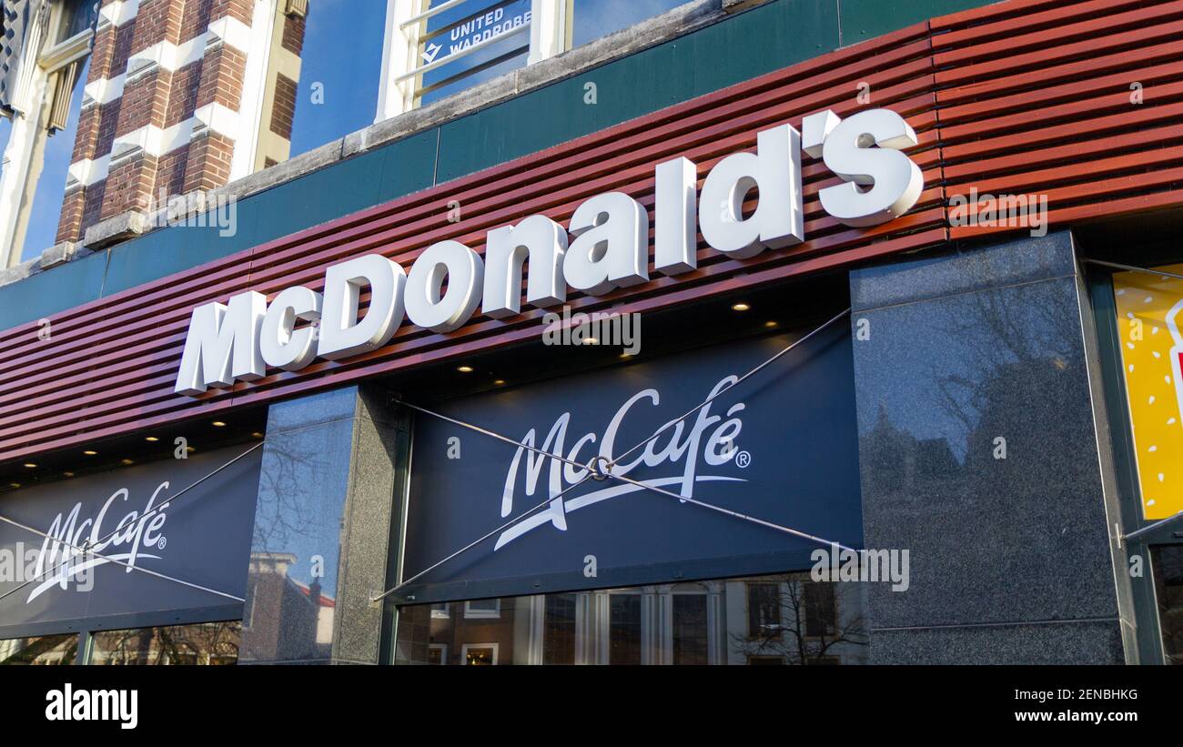 McDonalds Schild in Utrecht Stockfoto