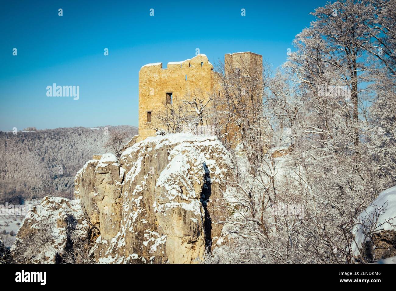 Blick auf das Schloss Reussenstein in Deutschland im Winter Stockfoto