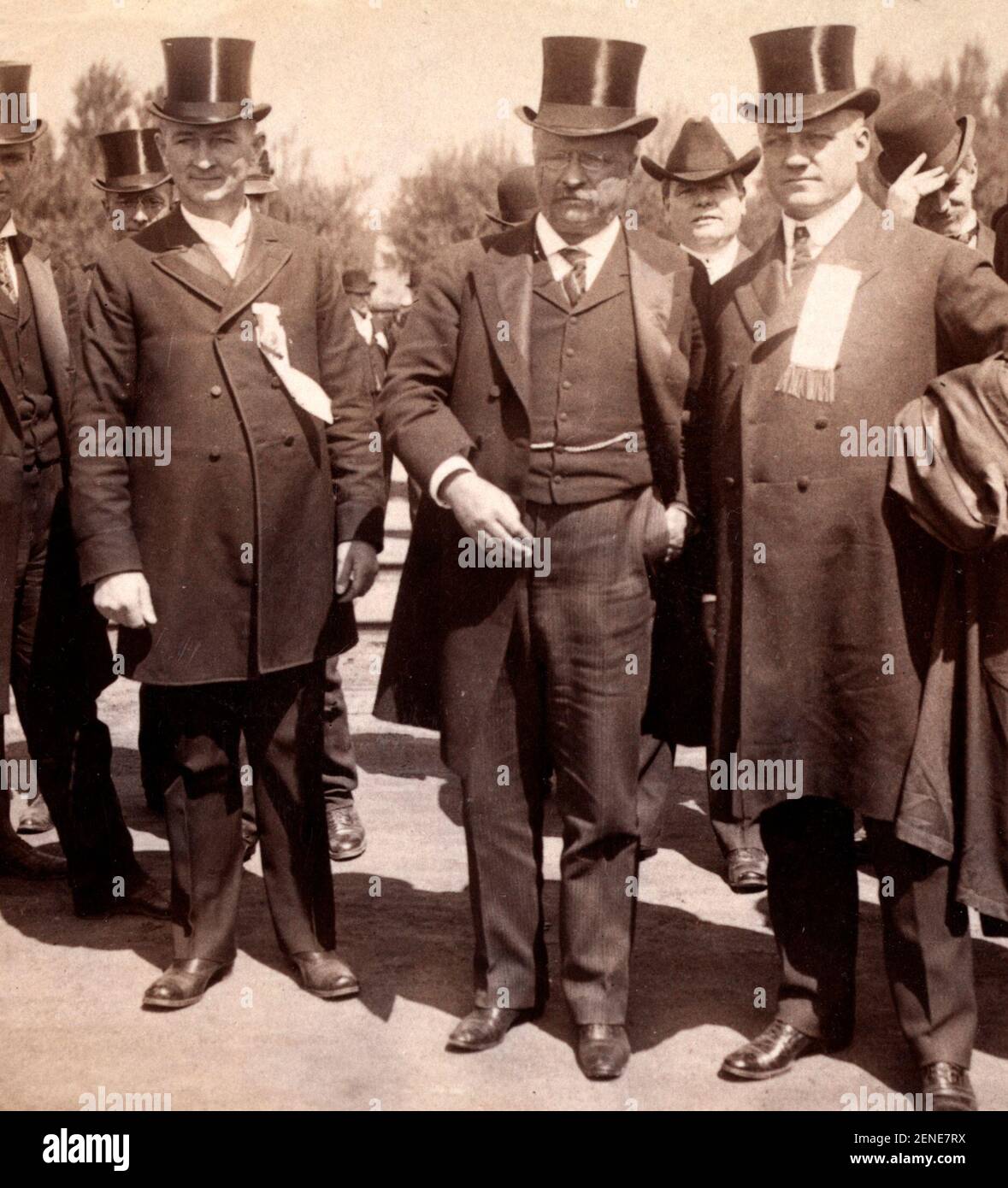 Chief Magistrate der Nation und des Staates - Präsident Roosevelt und Gouverneur Wells, von Utah, bei Salt Lake City, 1903 Stockfoto