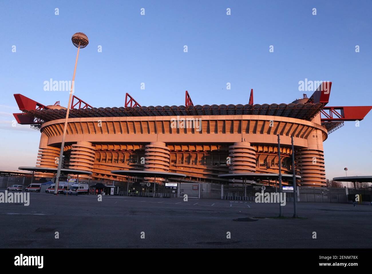 Mailand, Italien. 14th. Februar 2021 .Gesamtansicht des Giuseppe Meazza Stadions während der Serie EIN Spiel zwischen FC Internazionale und SS Lazio. Stockfoto