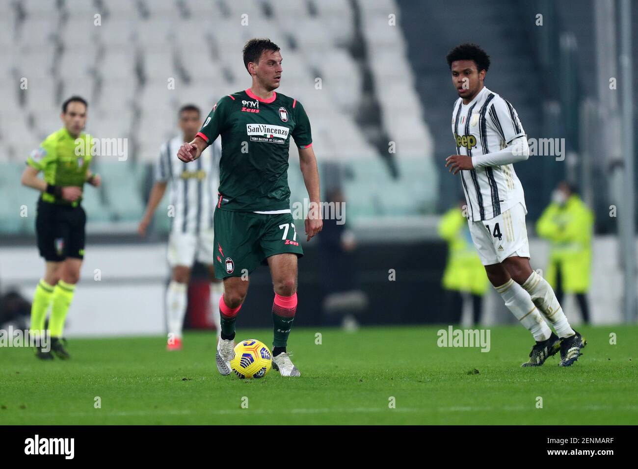 Turin, den 22th. Februar 2021. Milos Vulic von FC Crotone während der Serie EIN Spiel zwischen Juventus FC und FC Crotone Stockfoto