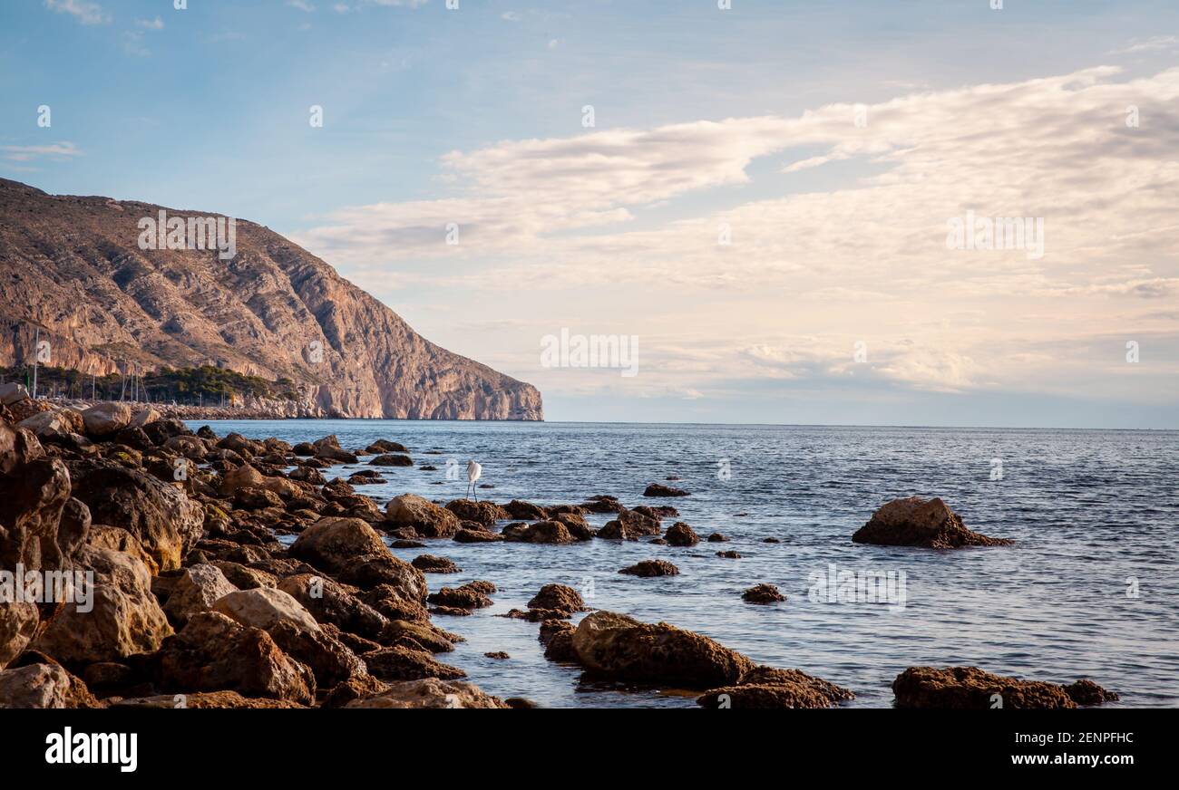 Mediterrane Küstenlandschaft in einer Bucht in der Nähe von Portosenso Spanien Europa Authentische Reisefotografie Stockfoto
