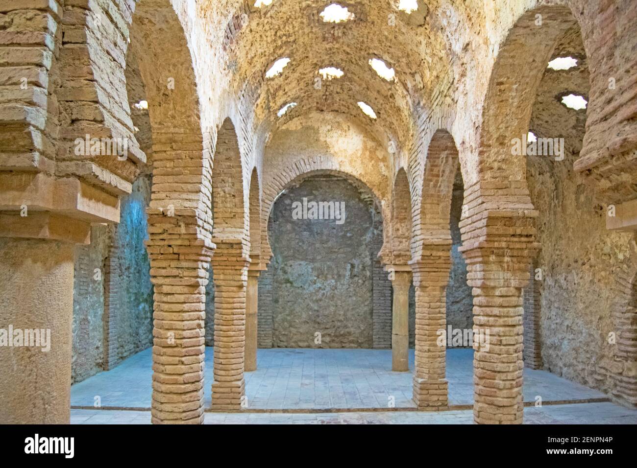 Ronda, Spanien, August 2020, Arabische Bäder im XIII Jahrhundert erbaut Stockfoto