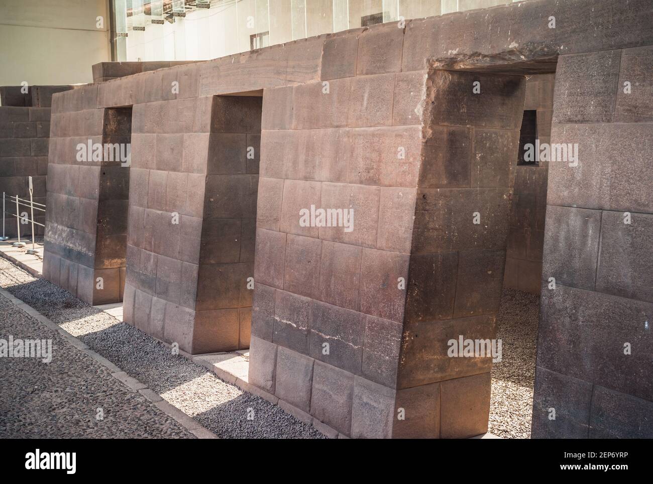 Inka Chambers in Coricancha oder Qorikancha Sun Temple Ruinen im Santo Domingo Convento de Convent in Cuzco, Peru Stockfoto