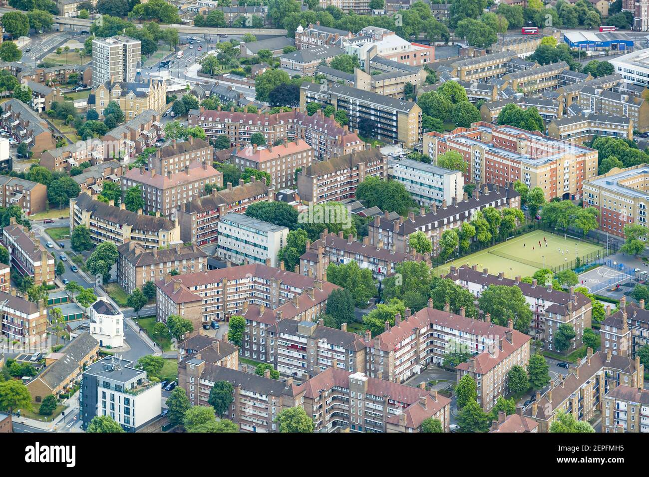Luftaufnahme von Wohnungen, Wohnblocks, Mietimmobilien im Zentrum von London, Großbritannien Stockfoto