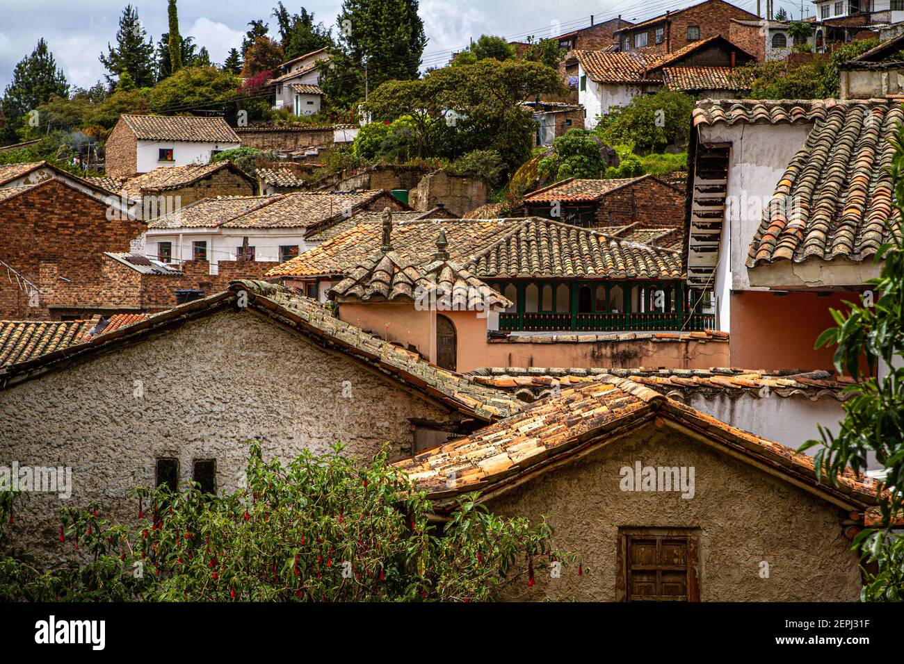 500 Jahre alte Stadt.Dorf, Stadt gepflasterten Straße, Kolonialhäuser.Terracotta Dach, Plaza de Bolívar, Tunja, Boyaca, Kolumbien, Kolumbianische Anden, Südamerika Stockfoto