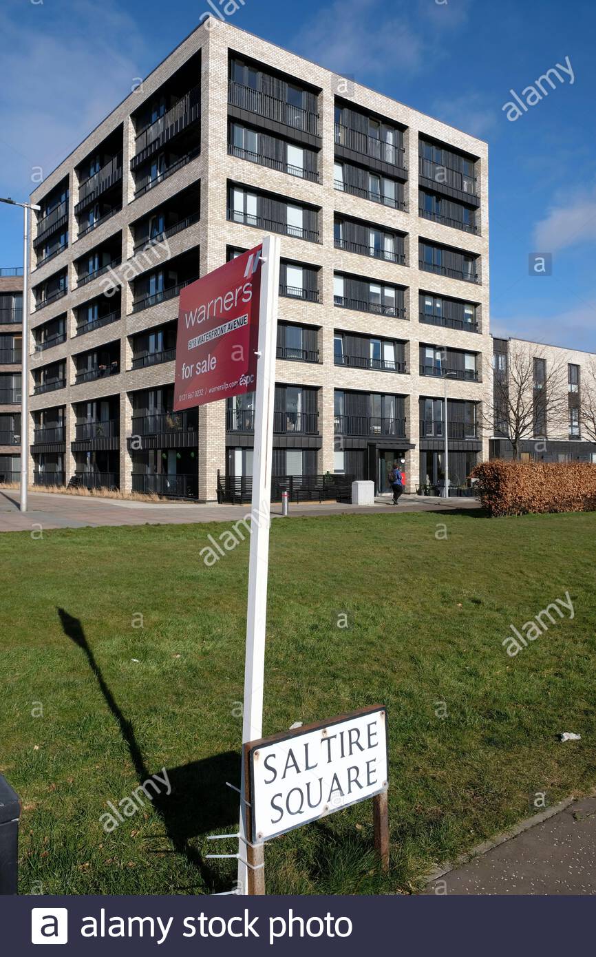 Moderne Wohnimmobilie zum Verkauf in Saltyre Square, Waterfront Avenue, Granton Edinburgh, Schottland Stockfoto