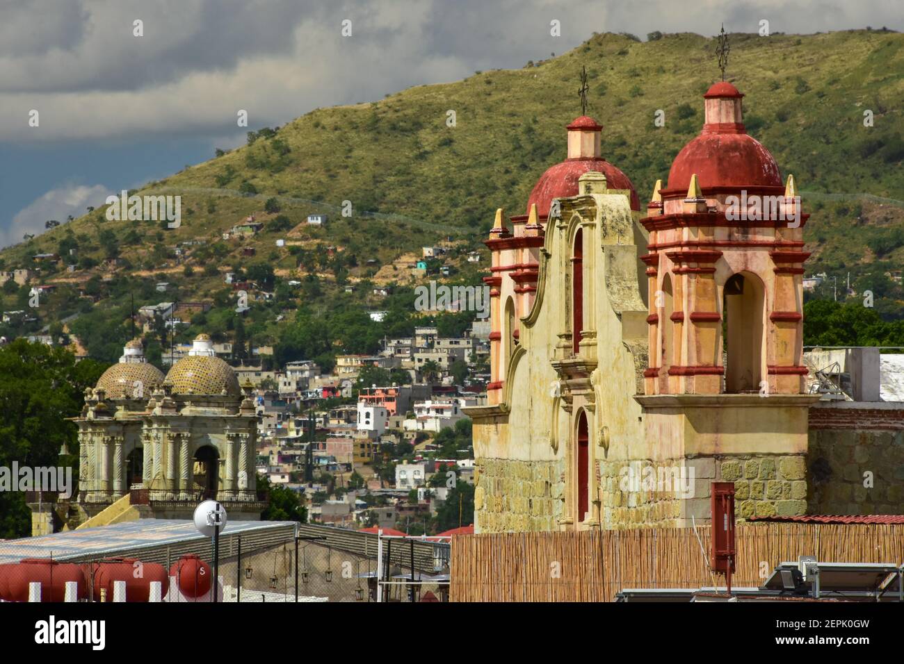 Oaxaca-Stadt oder Oaxaca-Stadt ist die Hauptstadt und Größte Stadt des gleichnamigen Staates in Mexiko Stockfoto