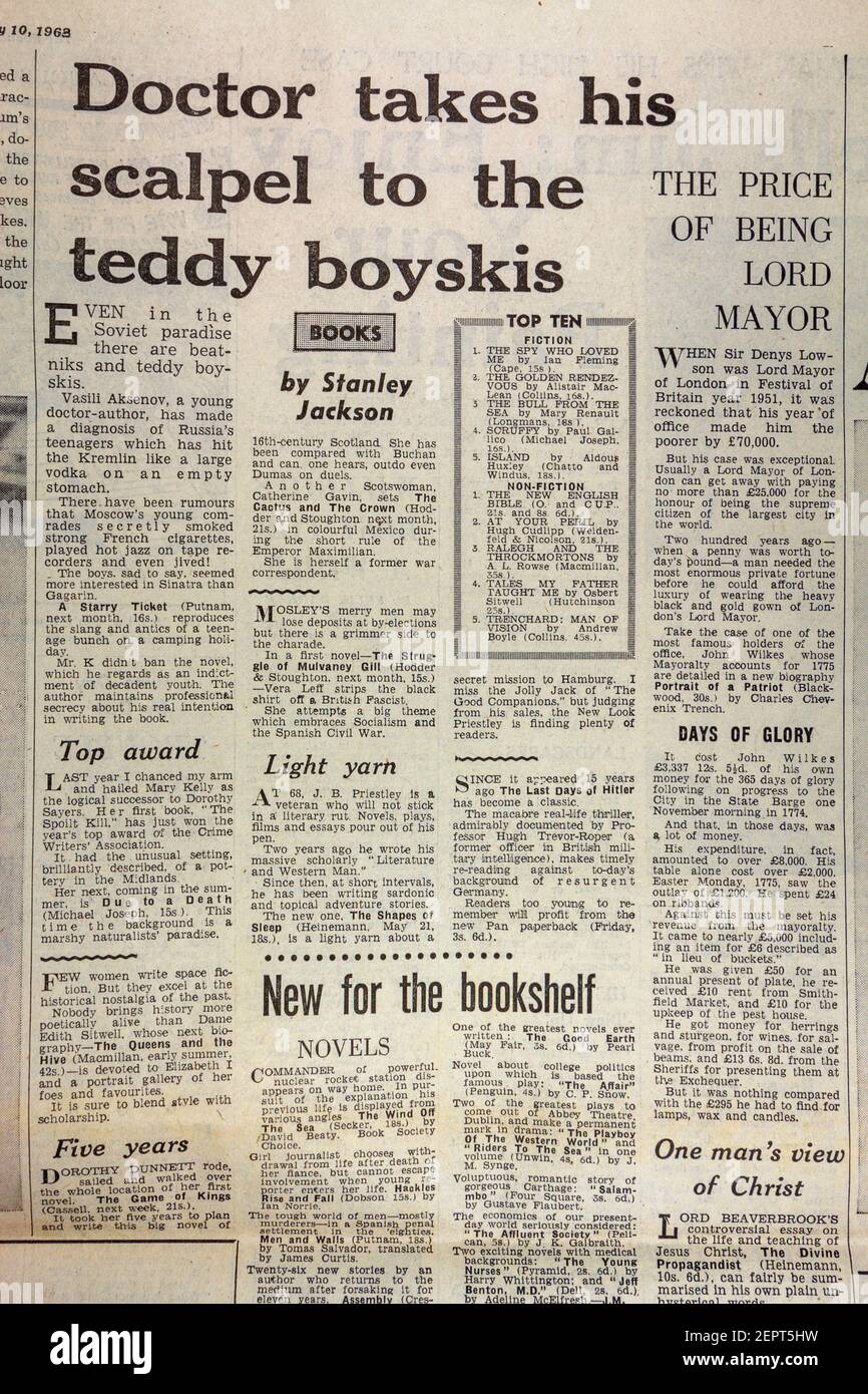 Buchabteilung der Zeitung Evening News (Donnerstag, 10th. Mai 1962), London, Großbritannien. Stockfoto