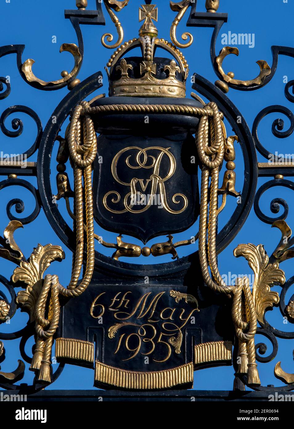 Top of Jubiee Gate 6th. Mai 1935 Eintritt nach Queem Mary's Gardens Regents Park London England Stockfoto