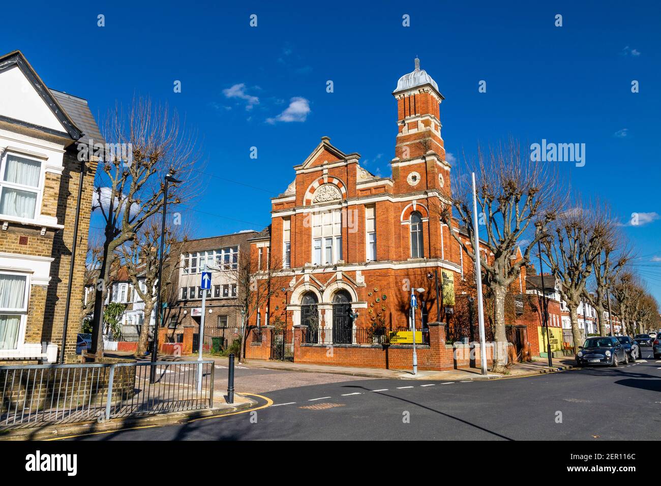 Gebäude des Applecart Arts Centre und des Thatre in Plaistow, East London, UK Stockfoto