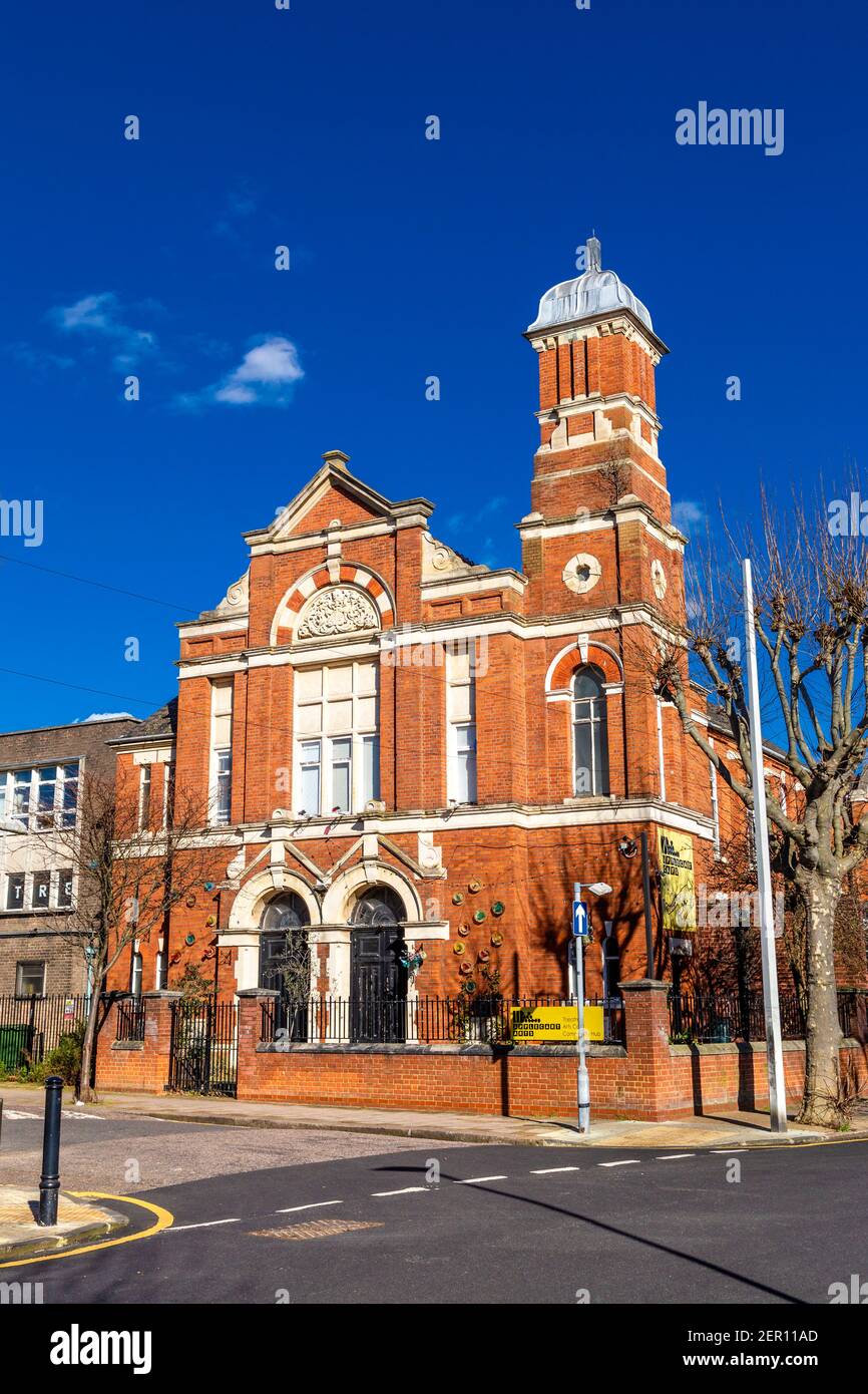 Gebäude des Applecart Arts Centre und des Thatre in Plaistow, East London, UK Stockfoto