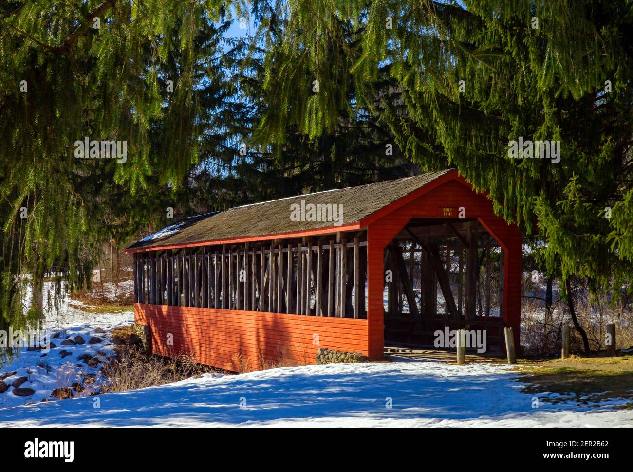 Die Harrity Covered Bridge wurde im Jahr 1841 und überquerte den Pohopoco Creek in Carbon County, Pennsylvania. Im Jahr 1970, als der Beltzville Dam wurde b Stockfoto