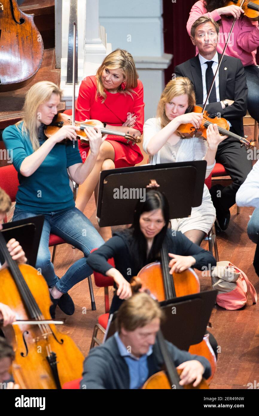 Königin Maxima besucht das Royal Concertgebouw Orchestra in Amsterdam. Königin Maxima ist die Patronin des Orchesters. (Foto von DPPA/Sipa USA) Stockfoto