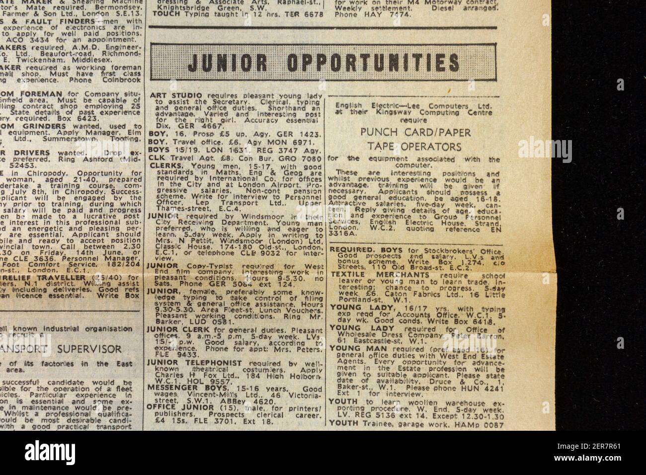 Anzeige für Junior-Stellenangebote in der Zeitung Evening News (Donnerstag, 13th. Juni 1963), London, Großbritannien. Stockfoto