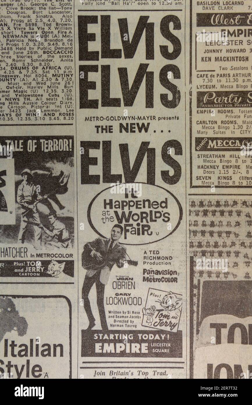 Werbung für das Musical "IT Happened at the World's Fair" mit Elvis Pressley in der Evening News Zeitung (Donnerstag, 13th. Juni 1963), London, Großbritannien. Stockfoto