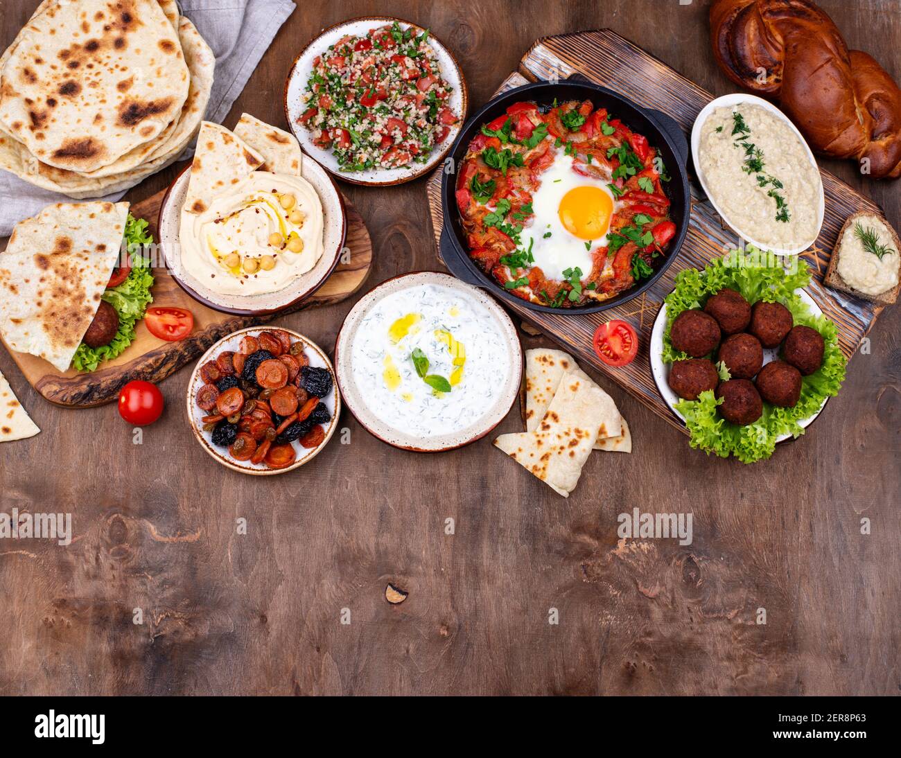 Traditionelles jüdisches, israelisches und nahöstliches Essen Stockfoto