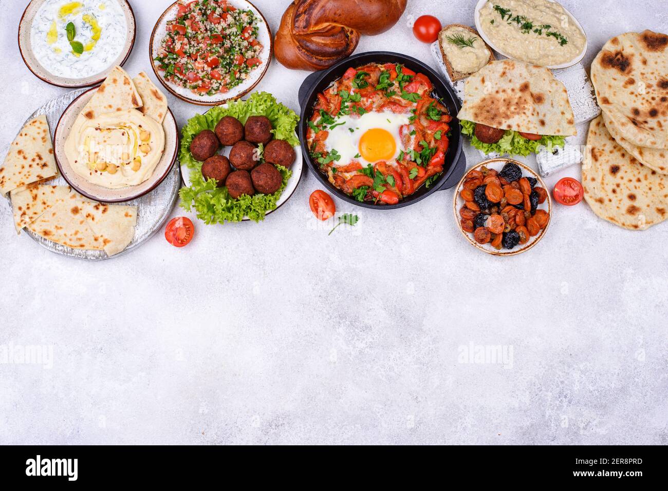 Traditionelles jüdisches, israelisches und nahöstliches Essen Stockfoto