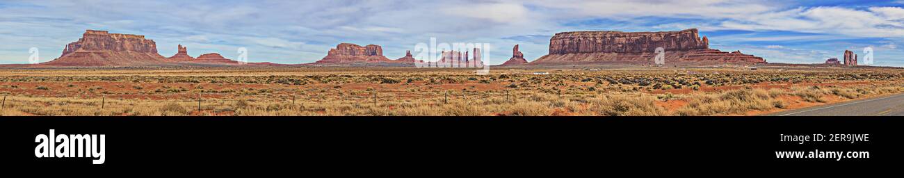 Panoramabild des Monument Valley Stockfoto