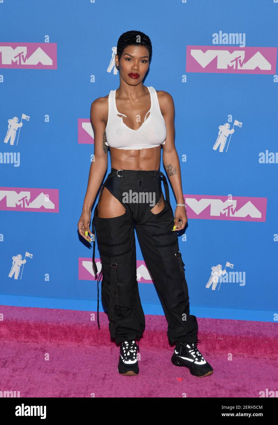 Teyana Taylor beim Spaziergang auf dem roten Teppich bei den MTV Video Music Awards 2018, die am 20. August 2018 in der Radio City Music Hall in New York, NY, verliehen wurden. (Foto von Anthony Behar/Sipa USA) Stockfoto