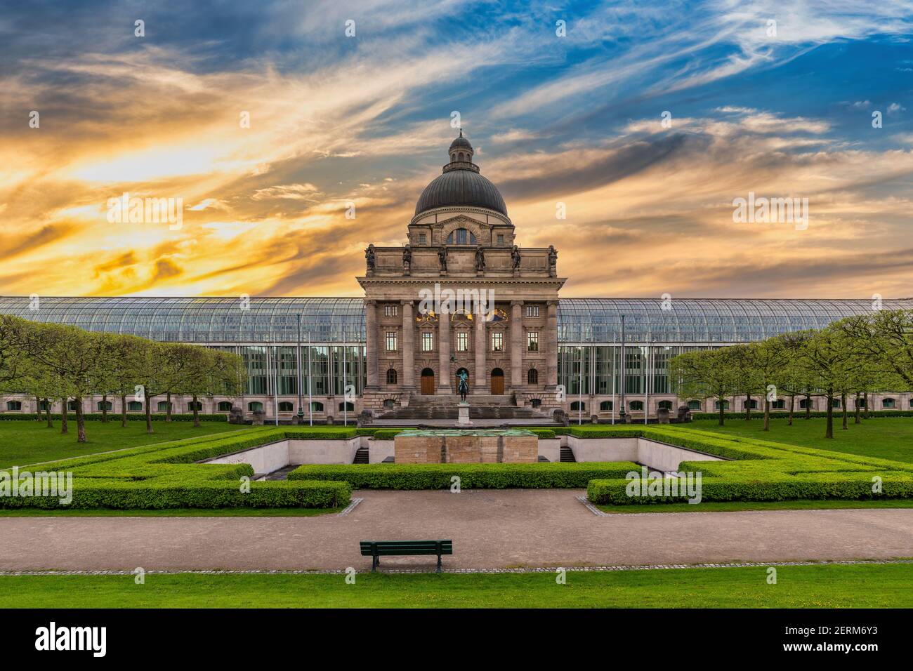 München Deutschland, Sonnenaufgang in der Bayerischen Staatskanzlei Stockfoto