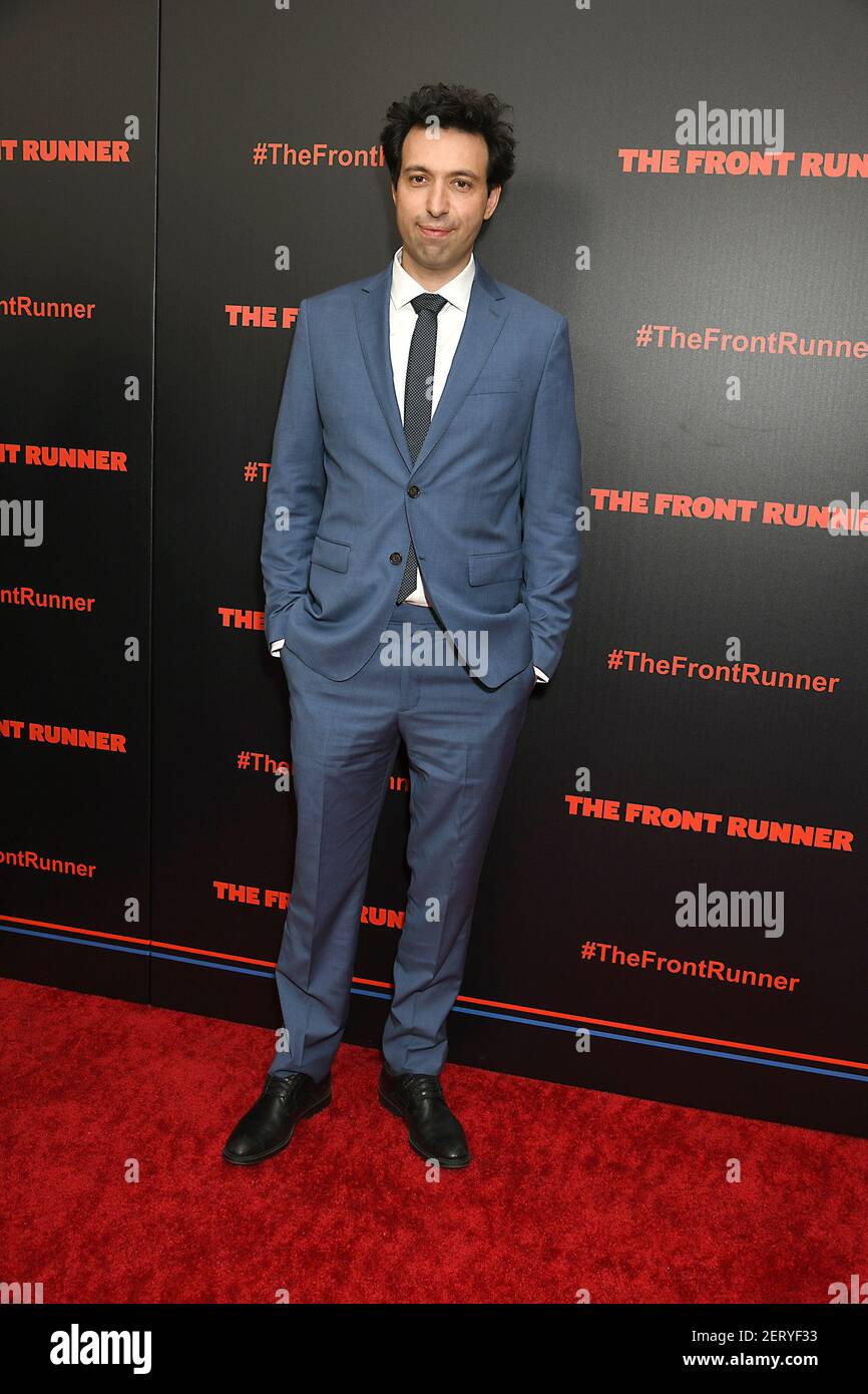 Schauspieler Alex Karpovsky besucht die New Yorker Premiere von 'The Front Runner' am 30. Oktober 2018 im MOMA in New York, New York, USA. Robin Platzer/Twin Images/SIPA USA Stockfoto