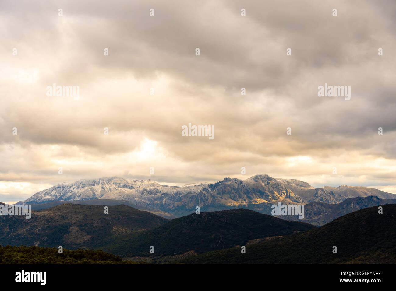 Stock Foto von schönen Blick auf die natürliche Landschaft. Sierras Subbeticas National Park, Cordoba, Spanien. Stockfoto