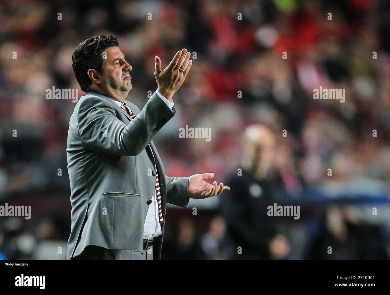 teilnehmer: ajax amsterdam gegen benfica statistiken