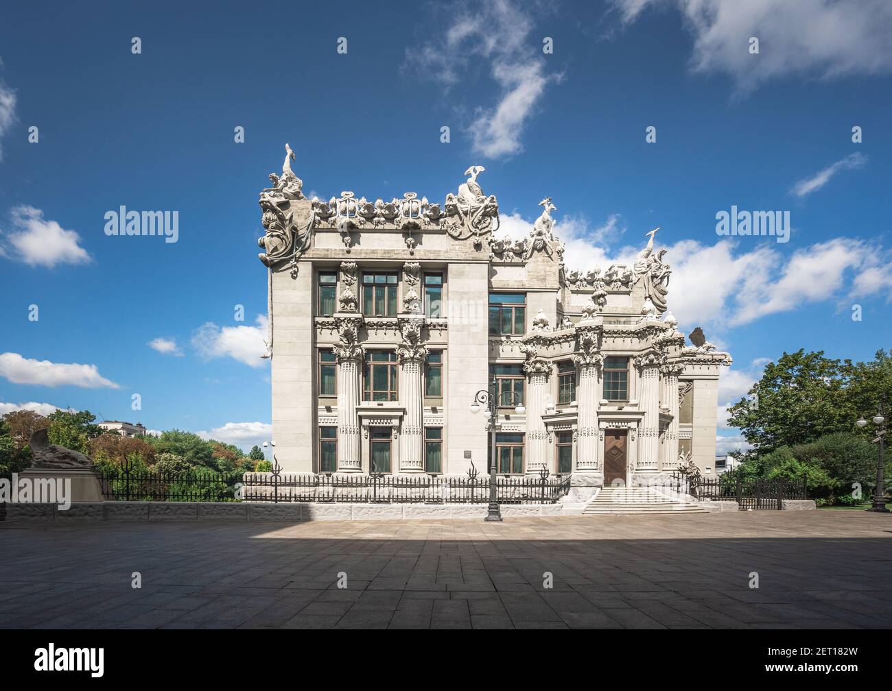 Haus mit Chimeras oder Horodecki Haus - Jugendstilgebäude - Kiew, Ukraine Stockfoto