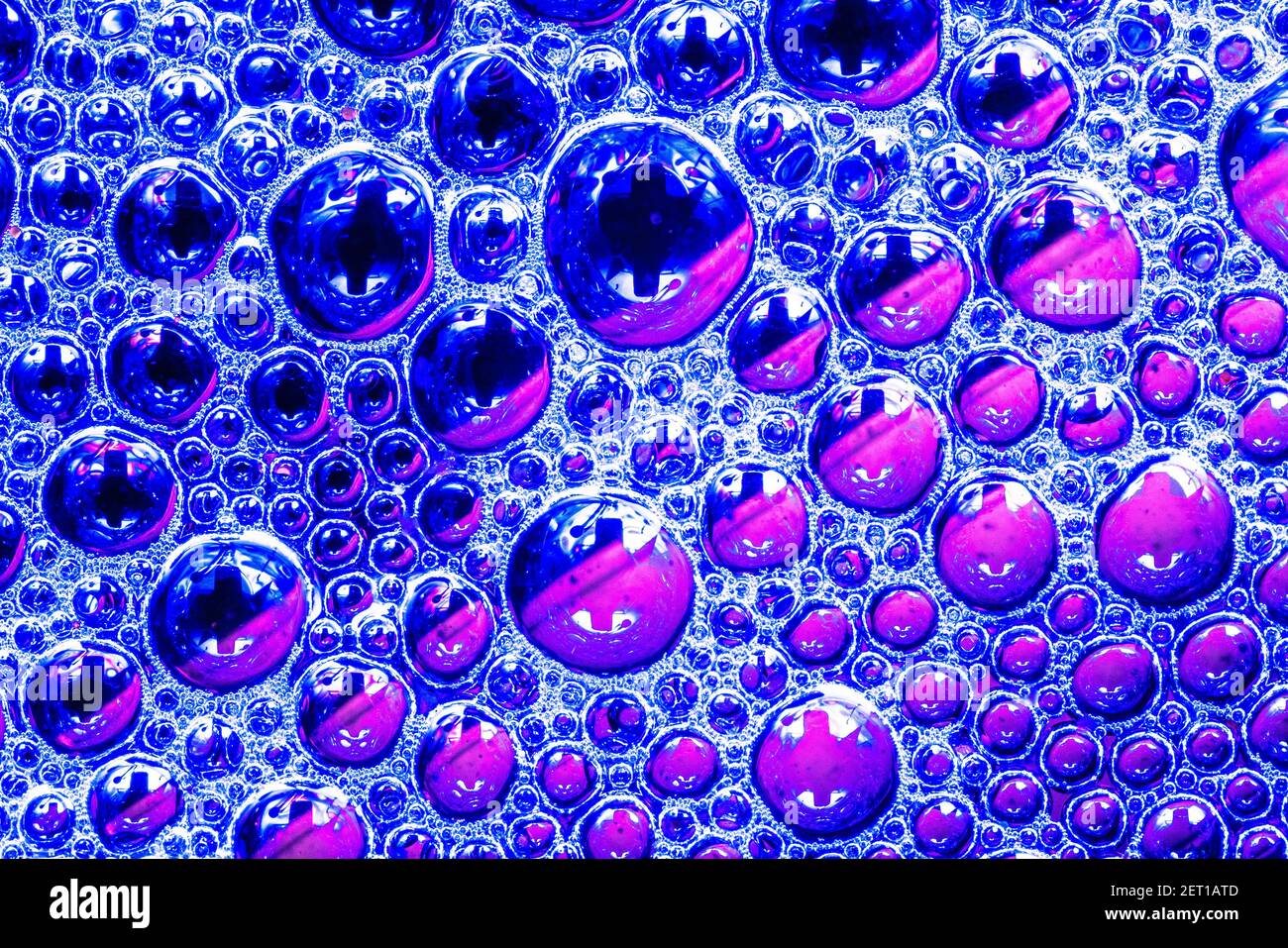 Extreme Nahaufnahmen von Wasserblasen und Flüssigkeiten Stockfoto